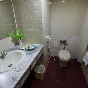 Habitación Económica con 2 Camas Individuales